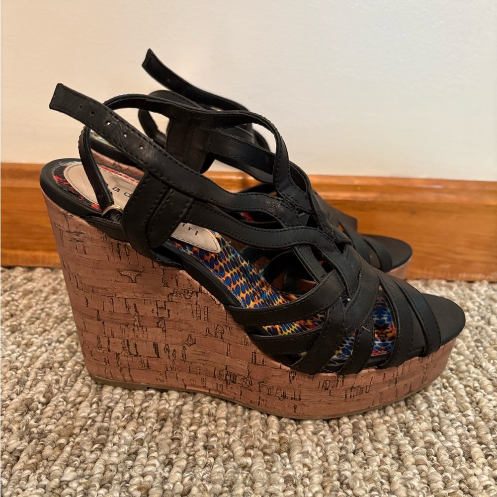 Madden Girl Black Strappy Slingback Sandals — Size 9